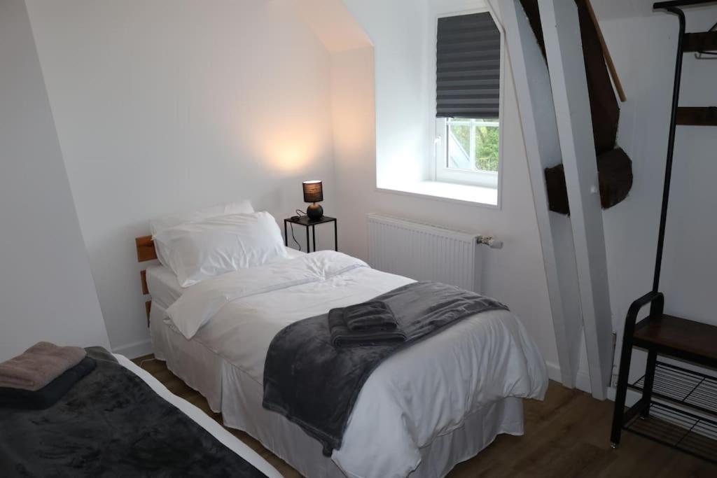 Holiday home 18th Century In Spacious Private Grounds Notre-Dame-de-Cenilly